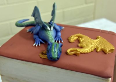 Cake dragons